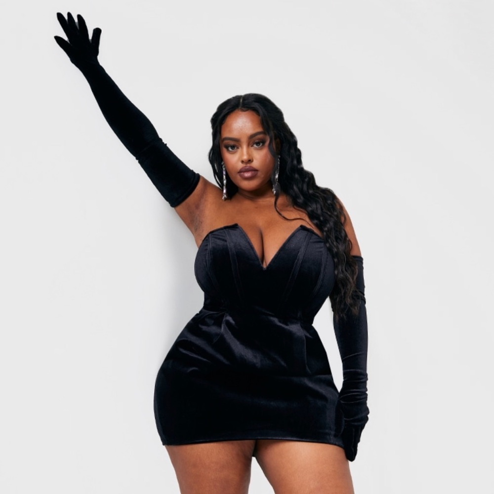 Black velvet dress + gloves